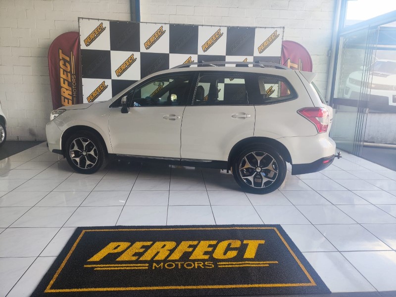 FORESTER 2.0 4X4 16V GASOLINA 4P AUTOMÁTICO - 2015 - PORTãO