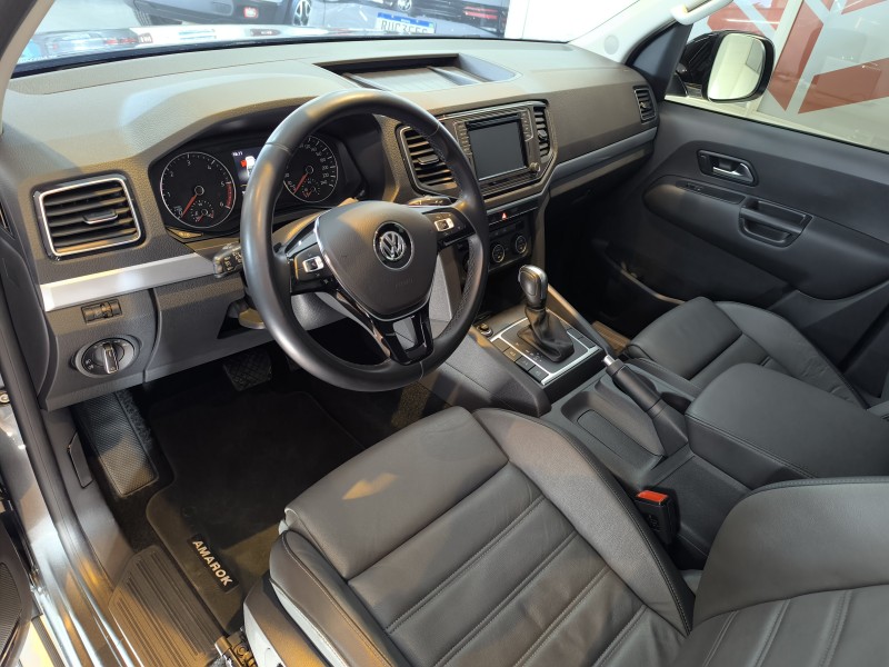 AMAROK 3.0 V6 TDI HIGHLINE CD DIESEL 4MOTION AUTOMÁTICO - 2023 - CAXIAS DO SUL