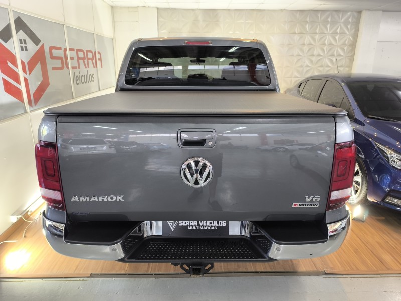 AMAROK 3.0 V6 TDI HIGHLINE CD DIESEL 4MOTION AUTOMÁTICO - 2023 - CAXIAS DO SUL