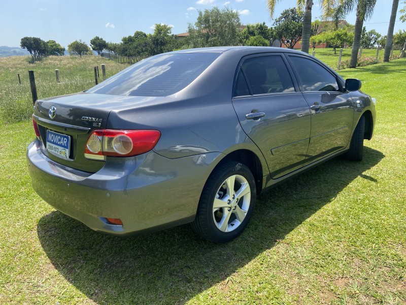 COROLLA 1.8 GLI 16V FLEX 4P AUTOMÁTICO - 2014 - FARROUPILHA