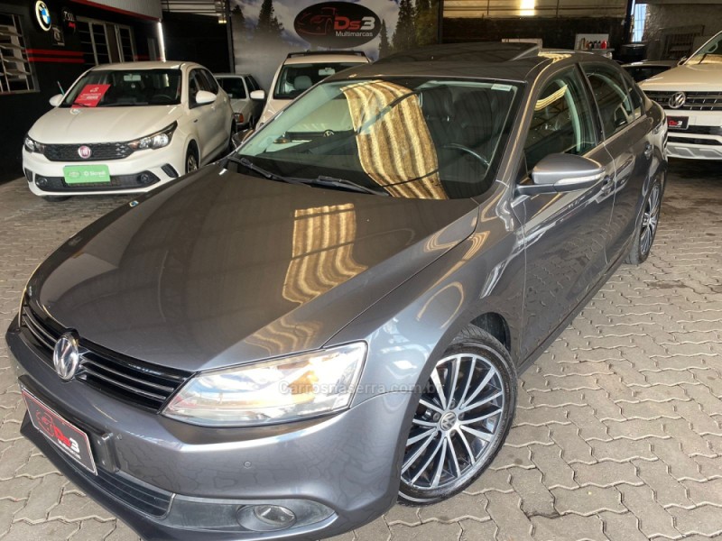 jetta 2.0 tsi highline 211cv gasolina 4p tiptronic 2014 caxias do sul