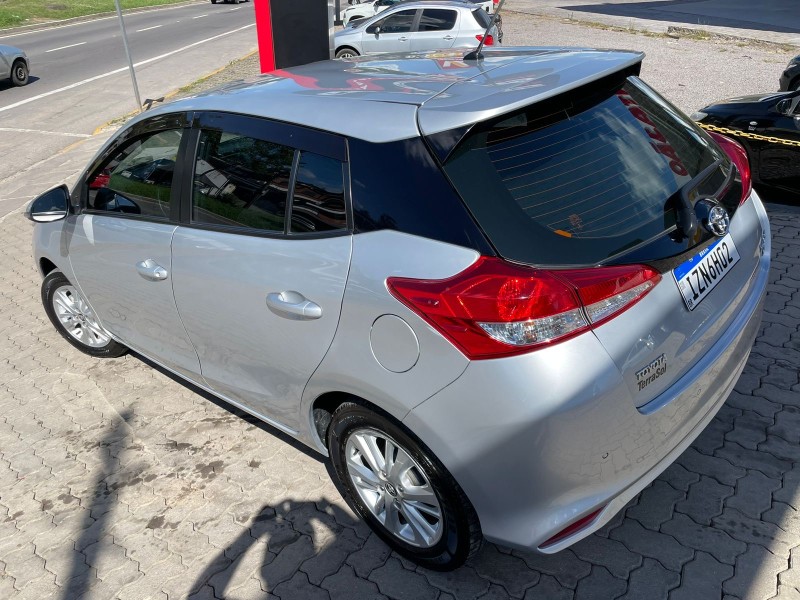 YARIS 1.3 XL LIVE 16V FLEX 4P MANUAL - 2019 - CAXIAS DO SUL