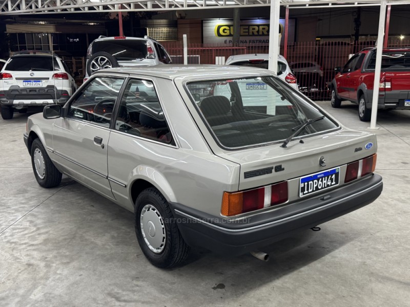 ESCORT 1.6 I GL 8V ÁLCOOL 2P MANUAL - 1989 - CAXIAS DO SUL