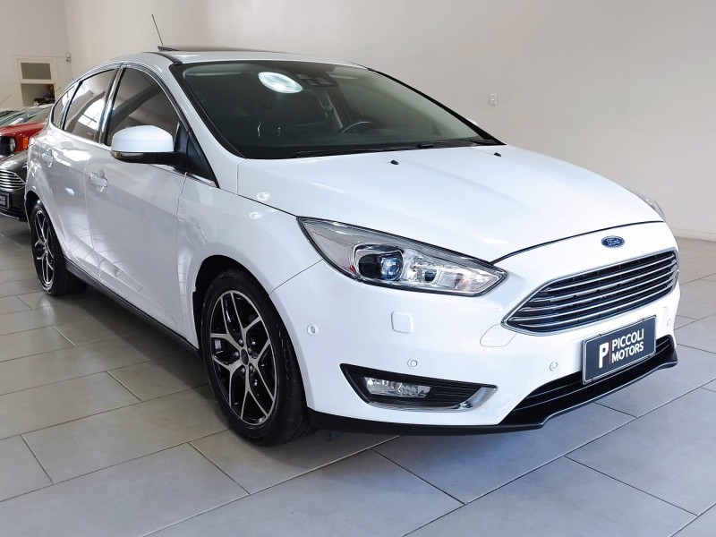 FOCUS 2.0 TITANIUM PLUS HATCH 16V FLEX 4P AUTO - 2017 - CAXIAS DO SUL