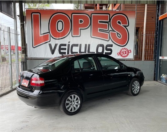 POLO 1.6 MI 8V FLEX 4P MANUAL - 2004 - PORTãO