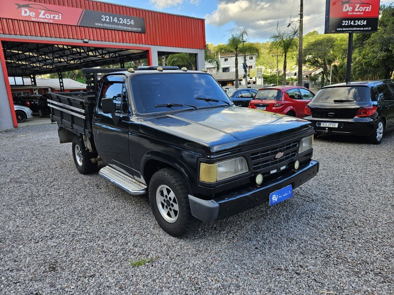 D20 4.0 CUSTOM S CS 8V DIESEL 2P MANUAL - 1986 - CAXIAS DO SUL