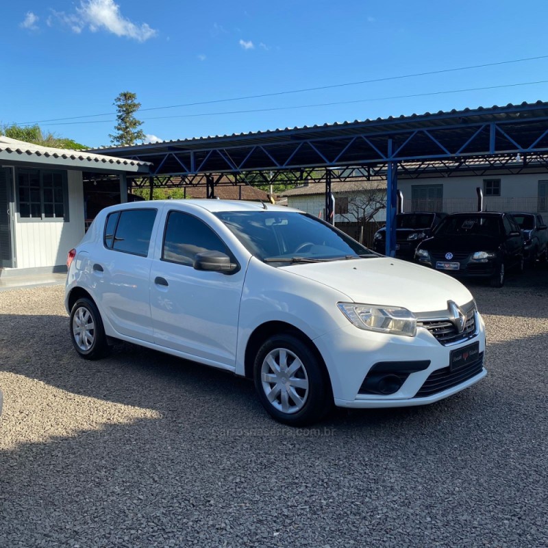 SANDERO 1.0 LIFE 12V FLEX 4P MANUAL - 2021 - IGREJINHA