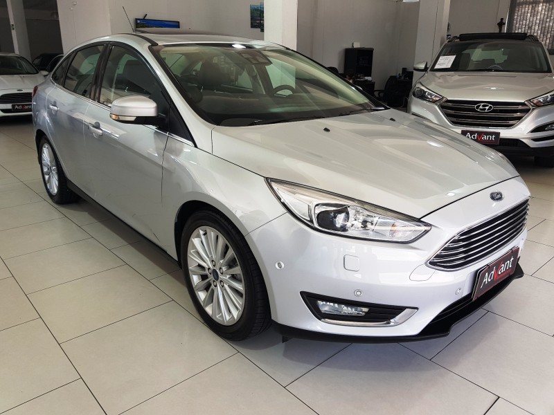 FOCUS 2.0 TITANIUM PLUS FASTBACK 16V FLEX 4P AUTOMÁTICO - 2016 - CAXIAS DO SUL