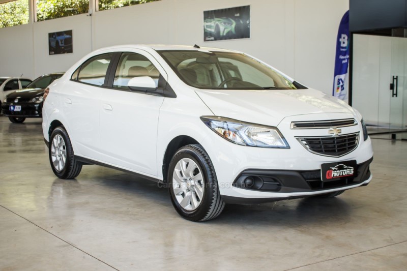 PRISMA 1.4 MPFI LT 8V FLEX 4P MANUAL - 2014 - NOVO HAMBURGO