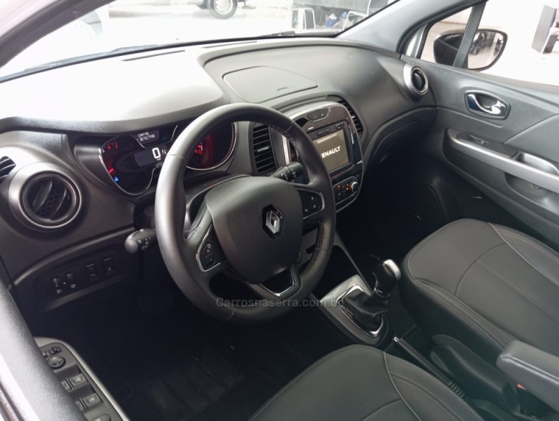 CAPTUR 1.6 16V INTENSE BOSE FLEX 4P AUTOMÁTICO - 2021 - TAQUARA