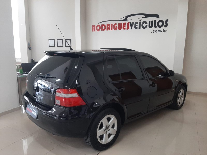 GOLF 1.6 MI FLASH 8V FLEX 4P MANUAL - 2006 - CAXIAS DO SUL