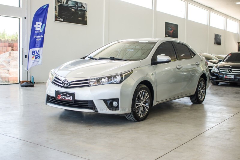 COROLLA 2.0 ALTIS 16V FLEX 4P AUTOMÁTICO