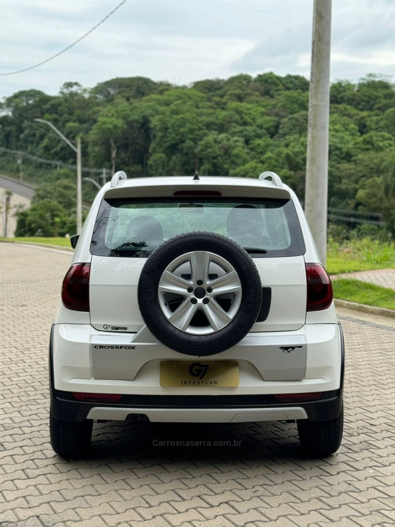 CROSSFOX 1.6 MI FLEX 8V 4P MANUAL - 2011 - IVOTI