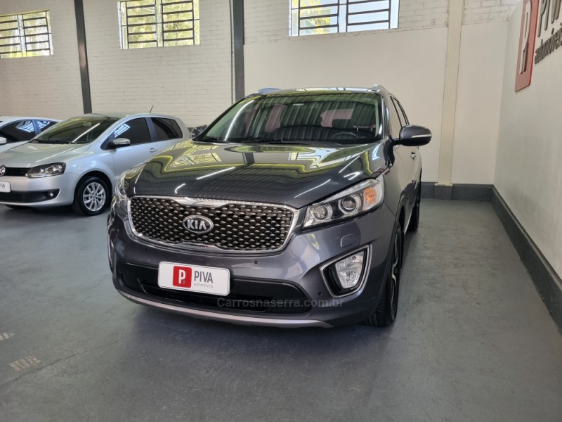 SORENTO 3.3 EX V6 24V GASOLINA 4P 7 LUGARES AUTOMATICO - 2016 - GARIBALDI