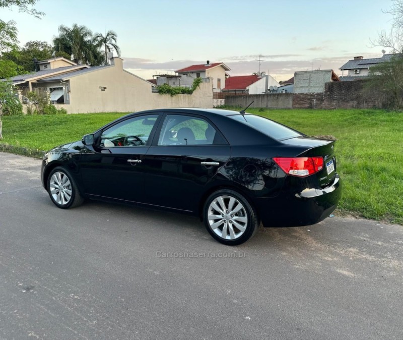 CERATO 1.6 SX3 16V GASOLINA 4P AUTOMÁTICO - 2011 - CAMPO BOM