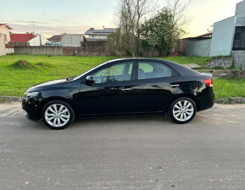 CERATO 1.6 SX3 16V GASOLINA 4P AUTOMÁTICO - 2011 - CAMPO BOM