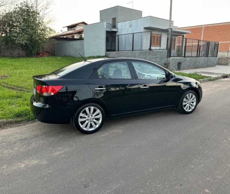 CERATO 1.6 SX3 16V GASOLINA 4P AUTOMÁTICO - 2011 - CAMPO BOM