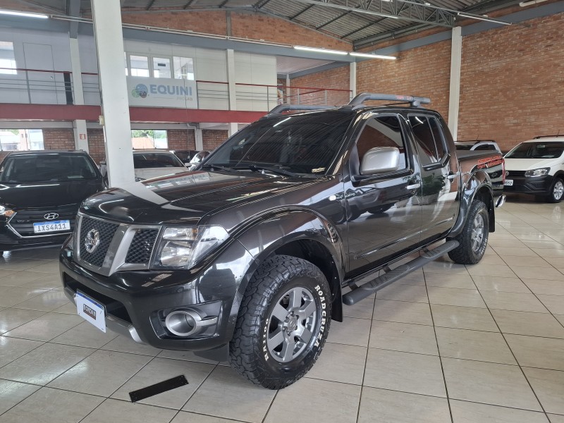 FRONTIER 2.5 SV ATTACK 4X4 CD TURBO ELETRONIC DIESEL 4P AUTOMÁTICO - 2016 - FARROUPILHA