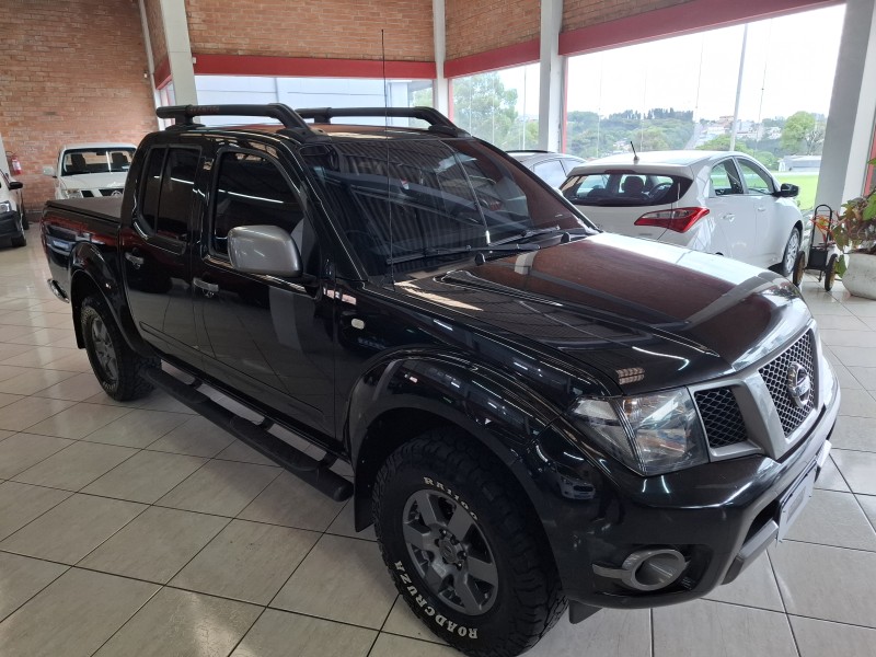 FRONTIER 2.5 SV ATTACK 4X4 CD TURBO ELETRONIC DIESEL 4P AUTOMÁTICO - 2016 - FARROUPILHA