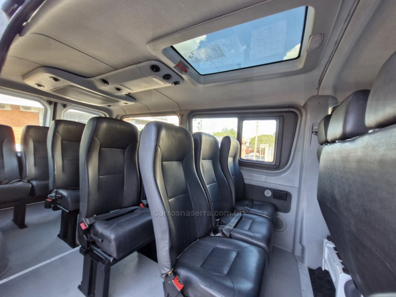 SPRINTER 2.2 CHASSI 416 VAN L TA 16L DIESEL 3P MANUAL - 2019 - LAJEADO