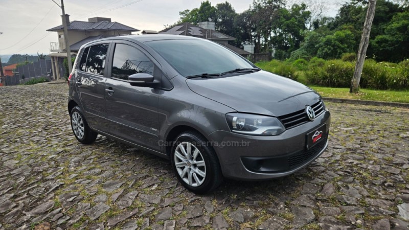 FOX 1.0 MI 8V FLEX 4P MANUAL - 2013 - IVOTI