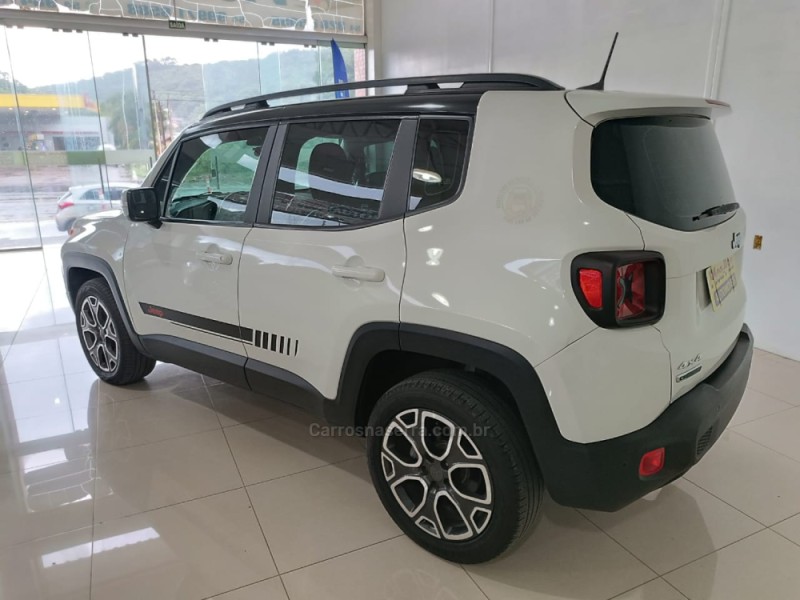 RENEGADE 1.8 LONGITUDE 16V DIESEL 4P AUTOMÁTICO - 2018 - NOVA PETRóPOLIS