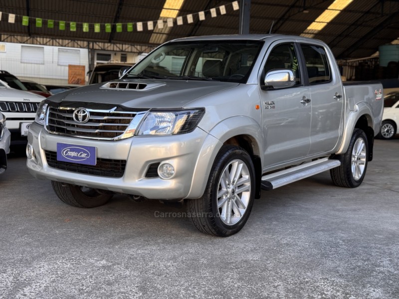 HILUX 3.0 4X4 8V DIESEL 4P MANUAL - 2013 - CAXIAS DO SUL