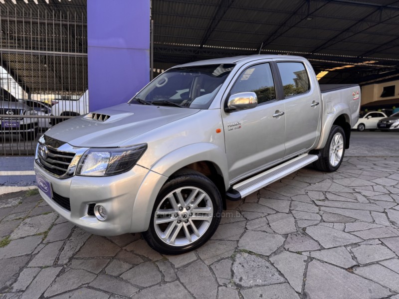 hilux 3.0 4x4 8v diesel 4p manual 2013 caxias do sul