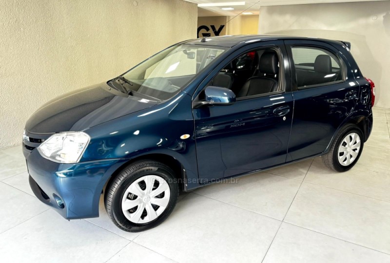 ETIOS 1.5 XLS 16V FLEX 4P MANUAL