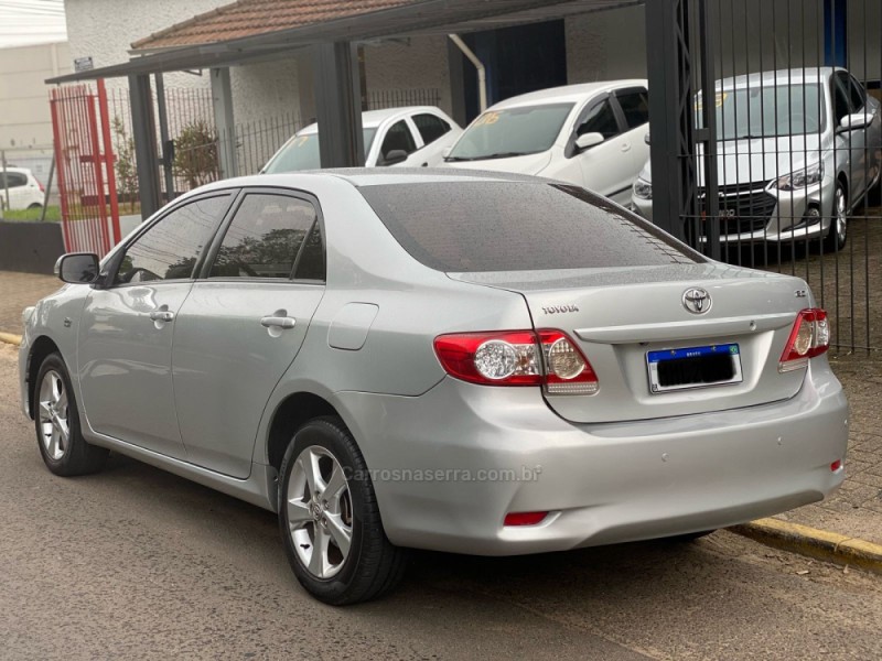 COROLLA 2.0 XEI 16V FLEX 4P AUTOMÁTICO - 2014 - PAROBé