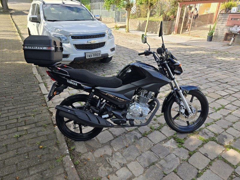 YBR 125 ED