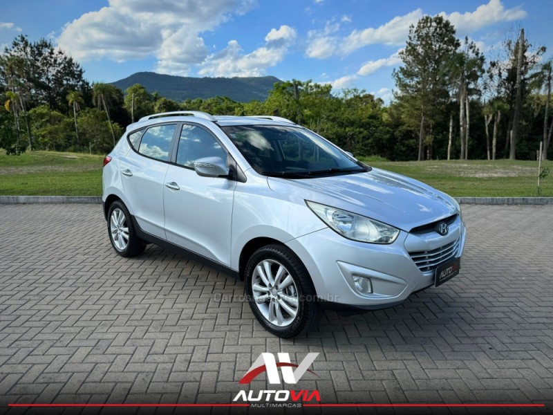 ix35 2.0 mpfi gls 4x2 16v gasolina 4p automatico 2013 sapiranga