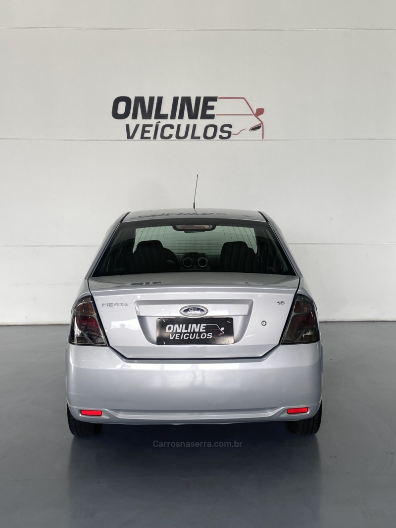 FIESTA 1.6 MPI CLASS SEDAN 8V FLEX 4P MANUAL - 2013 - FARROUPILHA