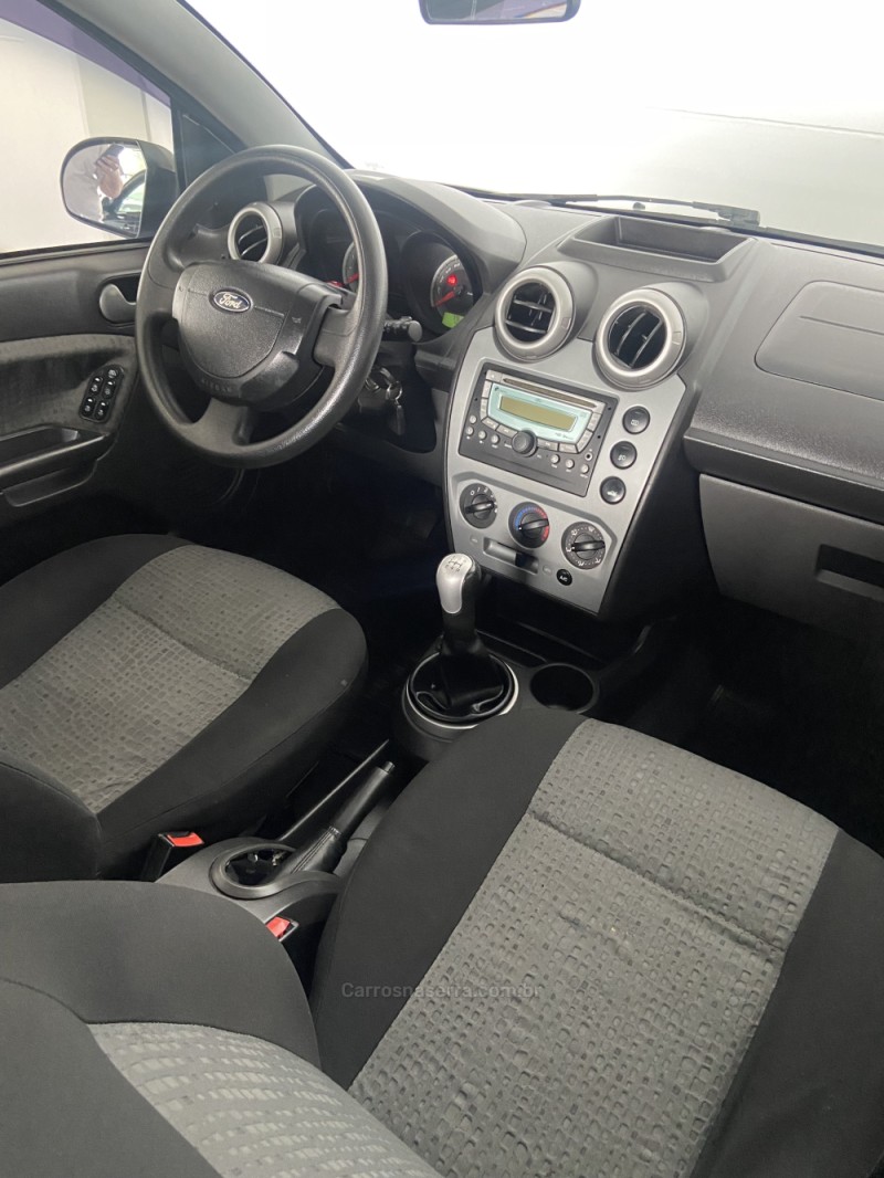 FIESTA 1.6 MPI CLASS SEDAN 8V FLEX 4P MANUAL - 2013 - FARROUPILHA