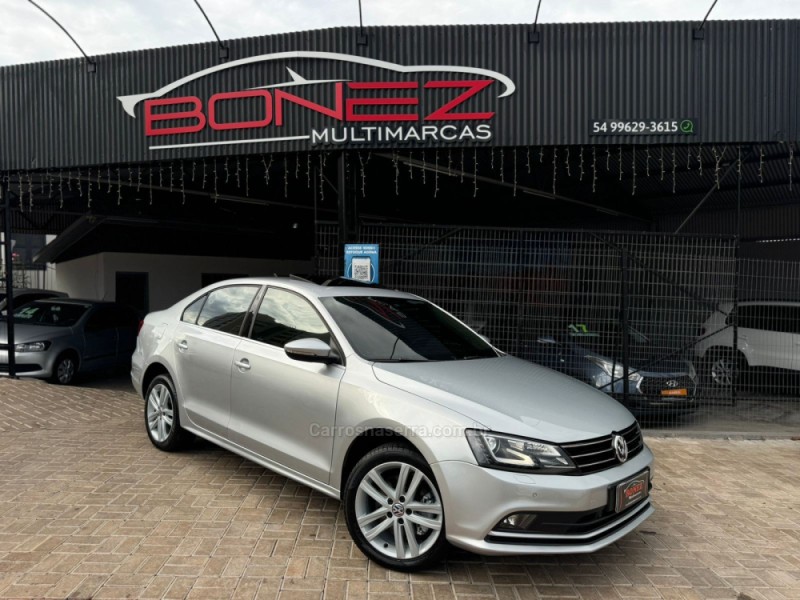 JETTA 2.0 TSI HIGHLINE 211CV GASOLINA 4P DSG - 2016 - TAPEJARA