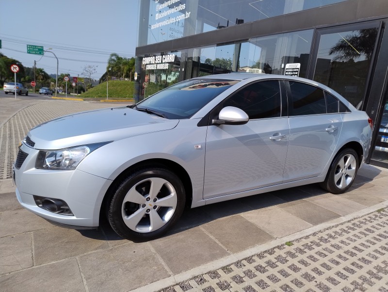 CRUZE 1.8 LT 16V FLEX 4P AUTOMÁTICO