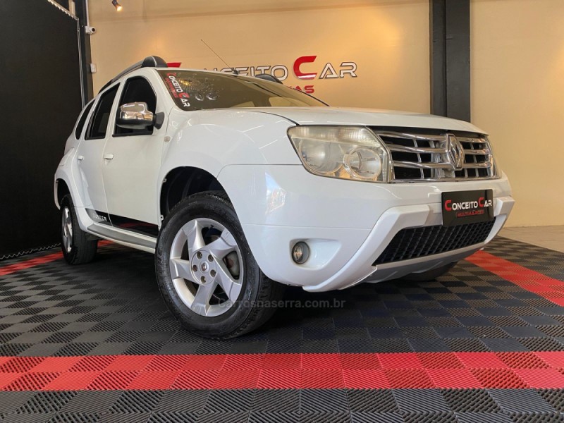 DUSTER 1.6 DYNAMIQUE 4X2 16V FLEX 4P MANUAL - 2013 - NOVO HAMBURGO