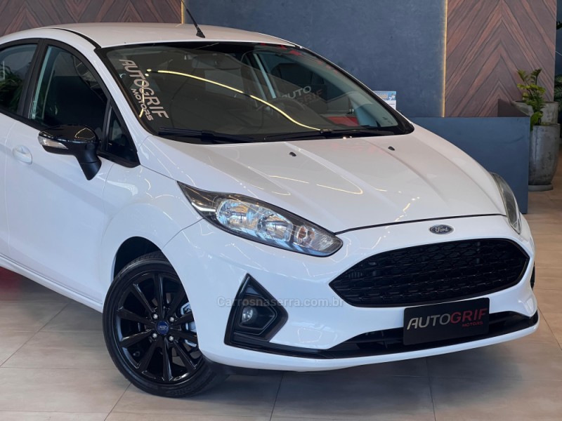 FIESTA 1.0 SEL ECOBOOST GTDI 12V GASOLINA 4P AUTOMÁTICO - 2018 - CAMPO BOM