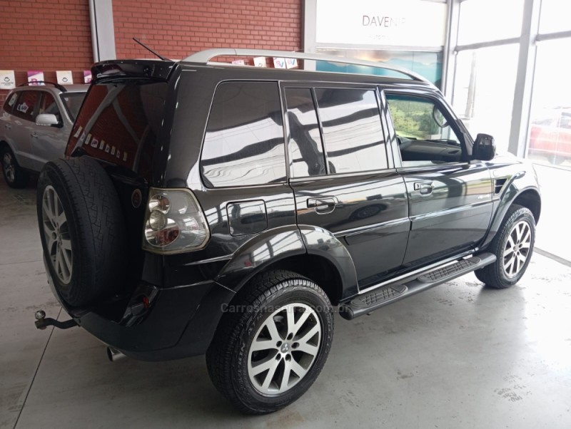 PAJERO TR4 2.0 4X4 16V 140CV FLEX 4P AUTOMÁTICO - 2014 - TAQUARA