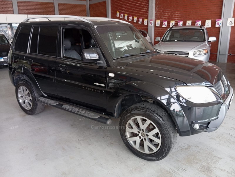 PAJERO TR4 2.0 4X4 16V 140CV FLEX 4P AUTOMÁTICO