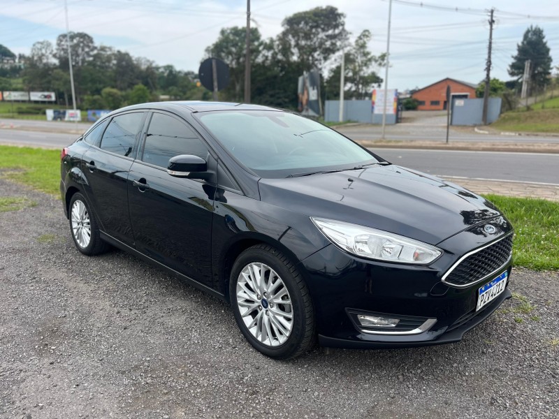 FOCUS 2.0 SE SEDAN 16V FLEX 4P AUTOMÁTICO - 2018 - FARROUPILHA