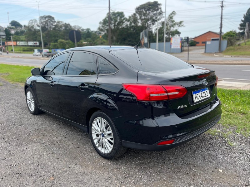 FOCUS 2.0 SE SEDAN 16V FLEX 4P AUTOMÁTICO - 2018 - FARROUPILHA