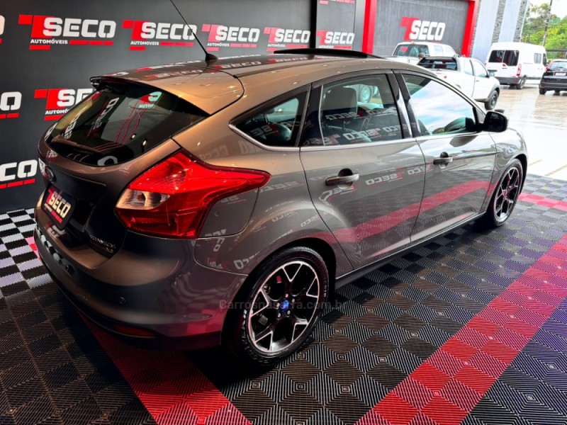 FOCUS 2.0 TITANIUM HATCH 16V FLEX 4P MANUAL - 2015 - PASSO FUNDO