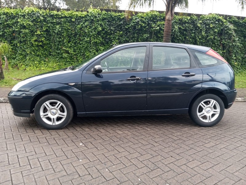 FOCUS 1.6 8V GASOLINA 4P MANUAL - 2005 - CAXIAS DO SUL