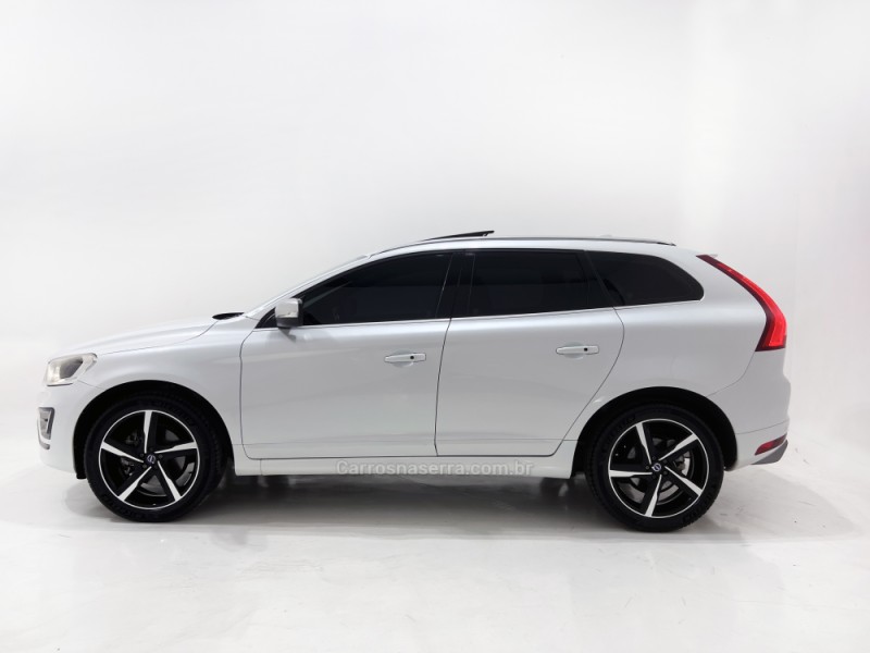 XC60 2.0 T6 R DESIGN TURBO GASOLINA 4P AUTOMÁTICO - 2015 - BENTO GONçALVES