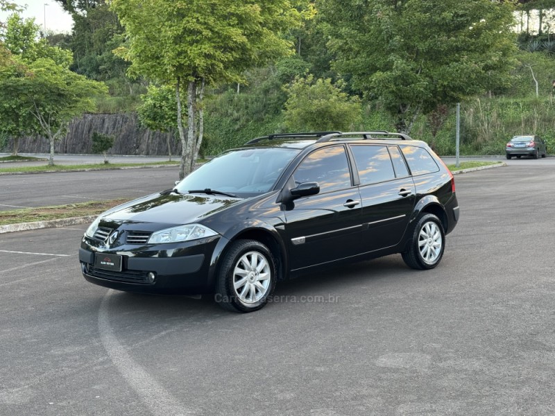 MÉGANE 1.6 DYNAMIQUE GRAND TOUR 16V FLEX 4P MANUAL - 2013 - BENTO GONçALVES