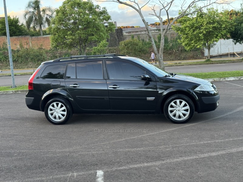 MÉGANE 1.6 DYNAMIQUE GRAND TOUR 16V FLEX 4P MANUAL - 2013 - BENTO GONçALVES