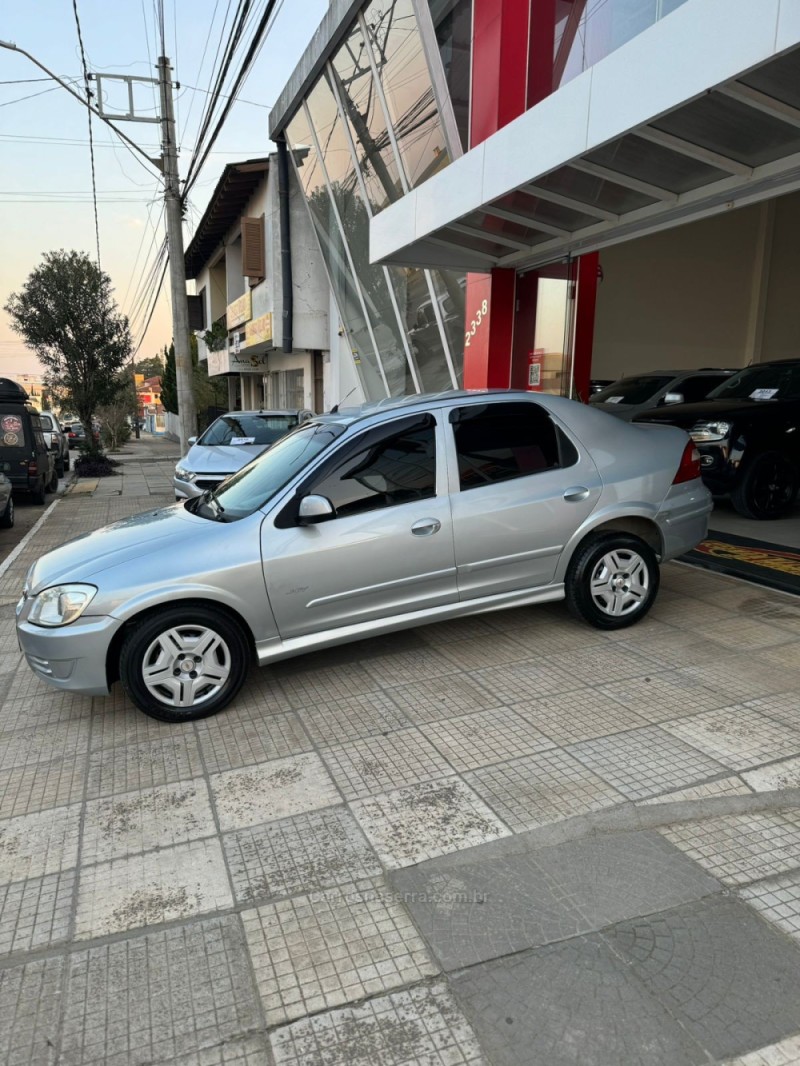 PRISMA 1.0 MPFI JOY 8V FLEX 4P MANUAL - 2009 - SOLEDADE