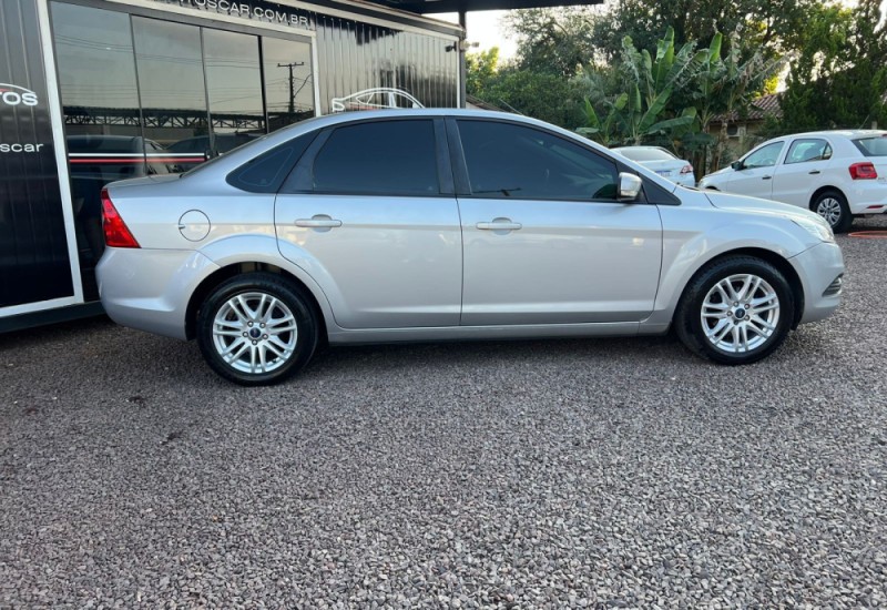 FOCUS 2.0 GLX SEDAN 16V FLEX 4P AUTOMÁTICO - 2013 - LAJEADO