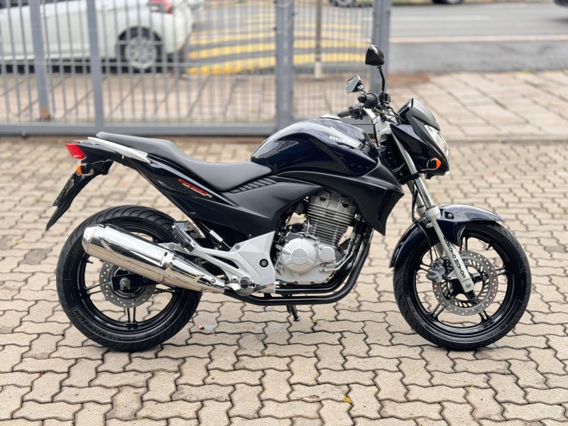 CB 300R  - 2012 - BENTO GONçALVES